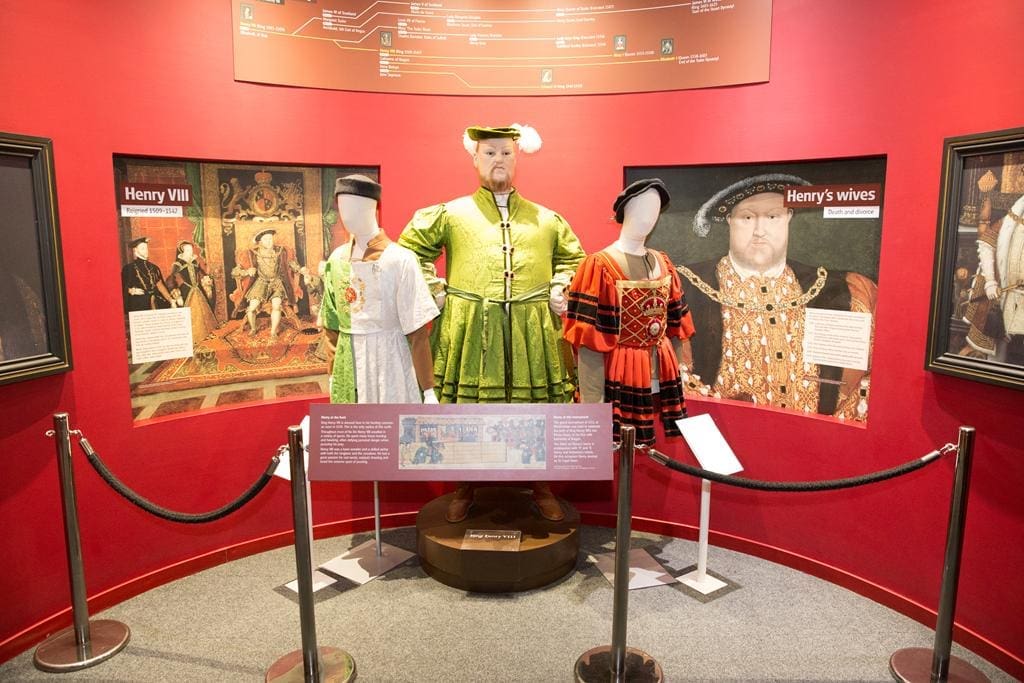 Bosworth Battlefield Heritage Centre Nuneaton Leicestershire 9 indoor exhibition area showing Henry the 8th Tudor clothing