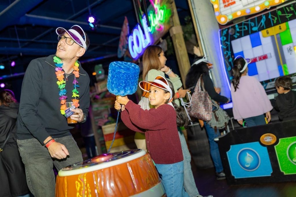 Carnival Golf & Games High Wycombe 2 school group in an arcade area