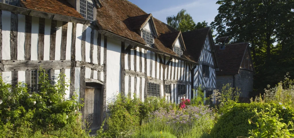 Shakespeare Birthplace Trust's Immersive Workshops at Mary Arden's Farm Warwickshire 9 front view of Tudor building